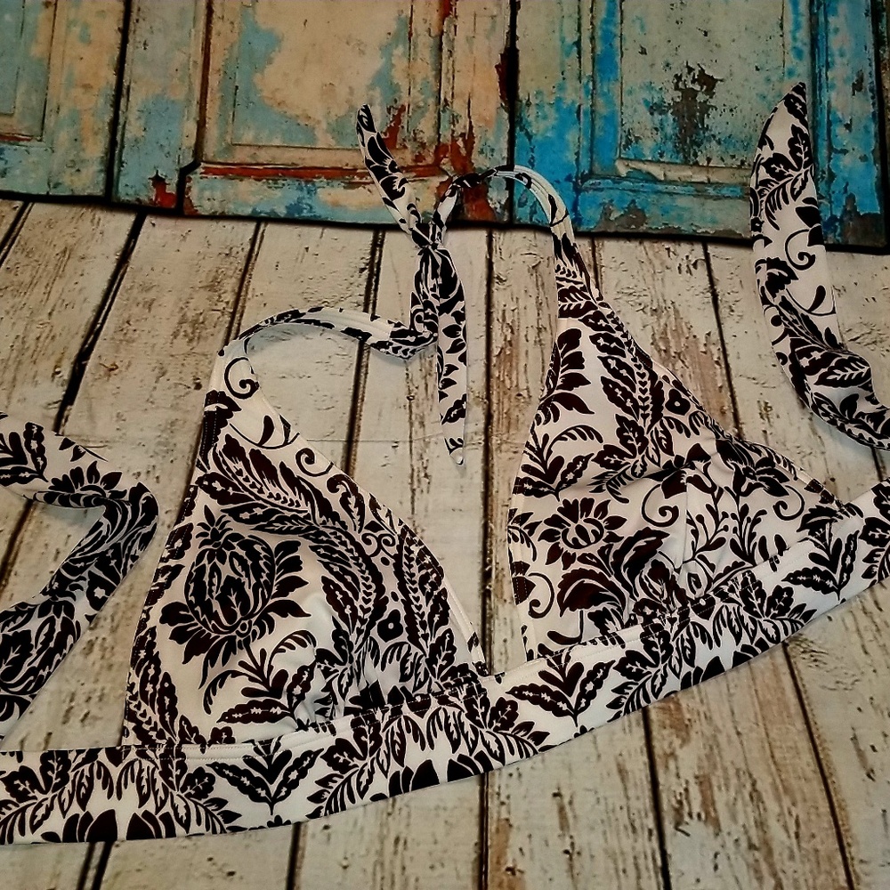 Victoria Secret swim top